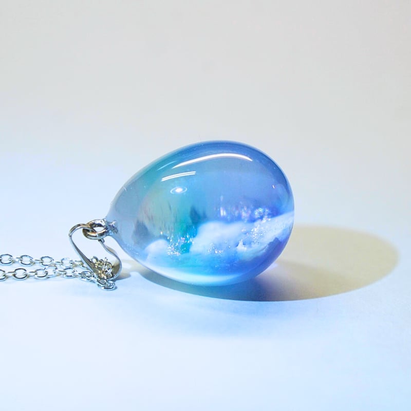星降る浅瀬色の空』 たまごネックレス | 蒼空屋−レジン雑貨−