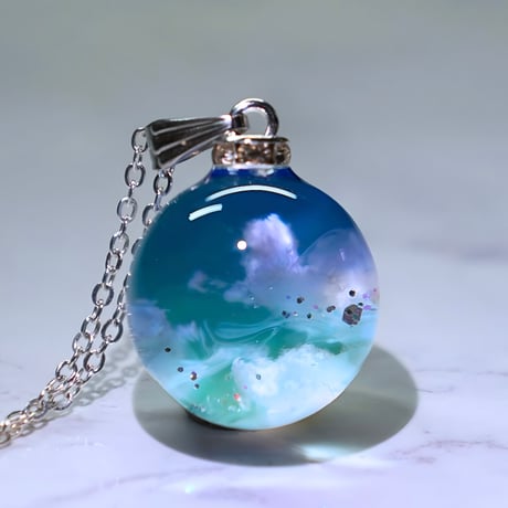 No.686 幻想 球体　ネックレス　レジン　雲 レジンアート No.609 球体 ネックレス レジン 雲レジン レジンアート 宇宙玉