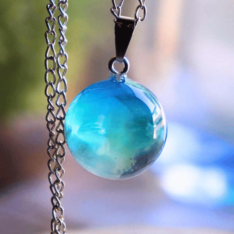 あの日の夜明け』 球体ネックレス | 蒼空屋−レジン雑貨−