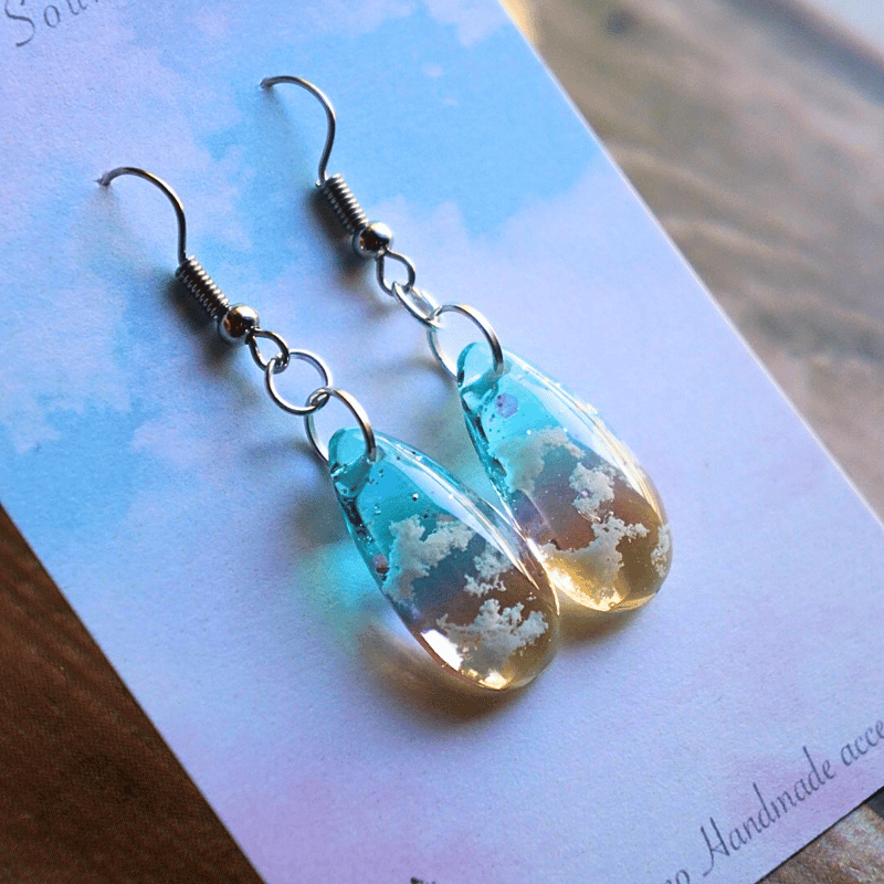 夕焼け空』 半球雫耳飾り | 蒼空屋−レジン雑貨−