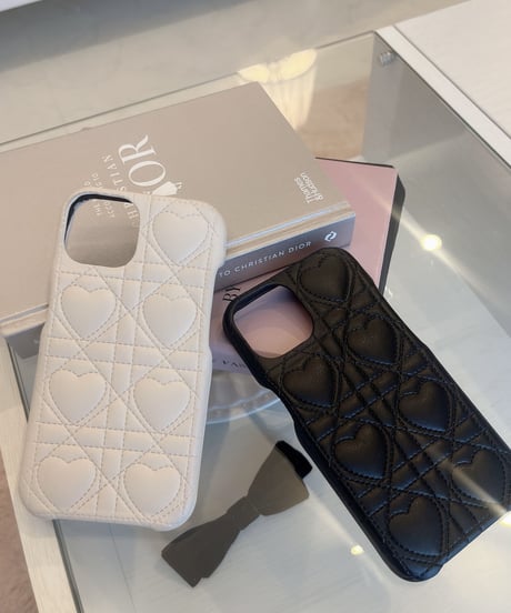 ハートキルティングiphoneケース