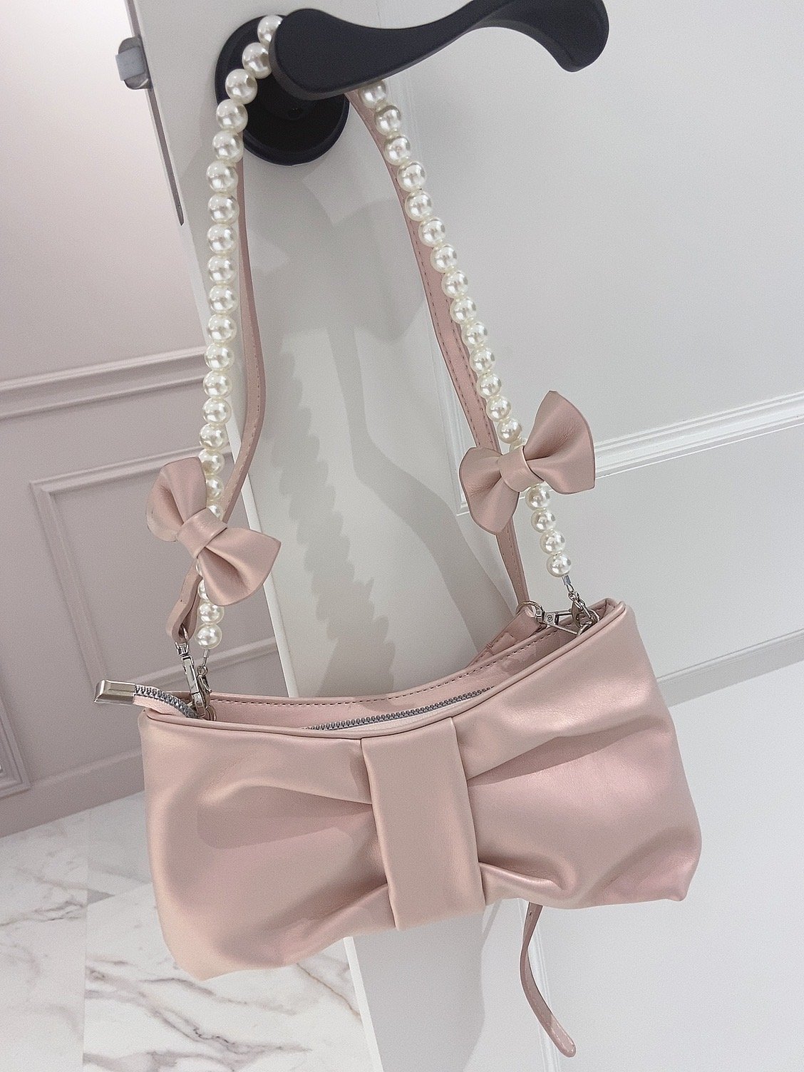 ロラライハリス♡ベビーピンクベロア♡刺繍の丸型絞りバッグs♡ ロラライハリス♡刺繍の丸型パールバッグ♡ポテコロ巾着バッグ