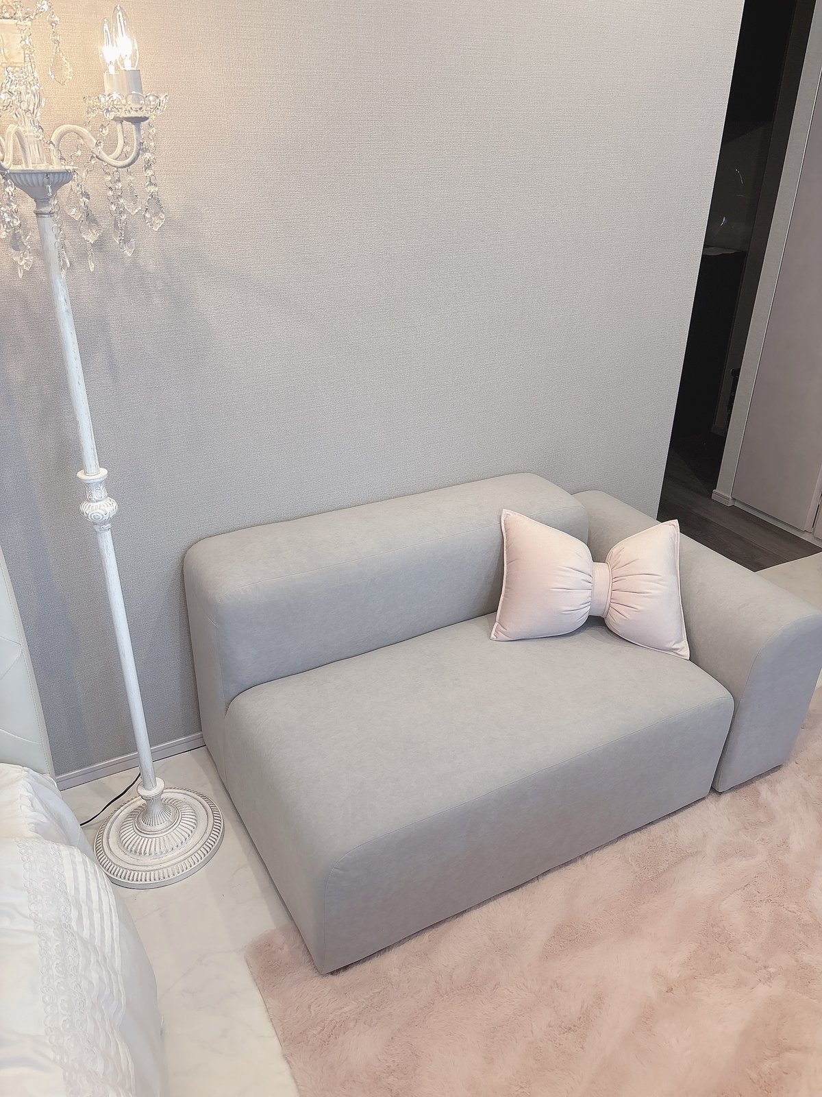 ベルベットラウンドソファ/オットマン（グレー） | LARME de LAPIN