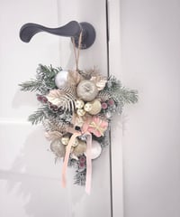 クリスマスリボンスワッグ