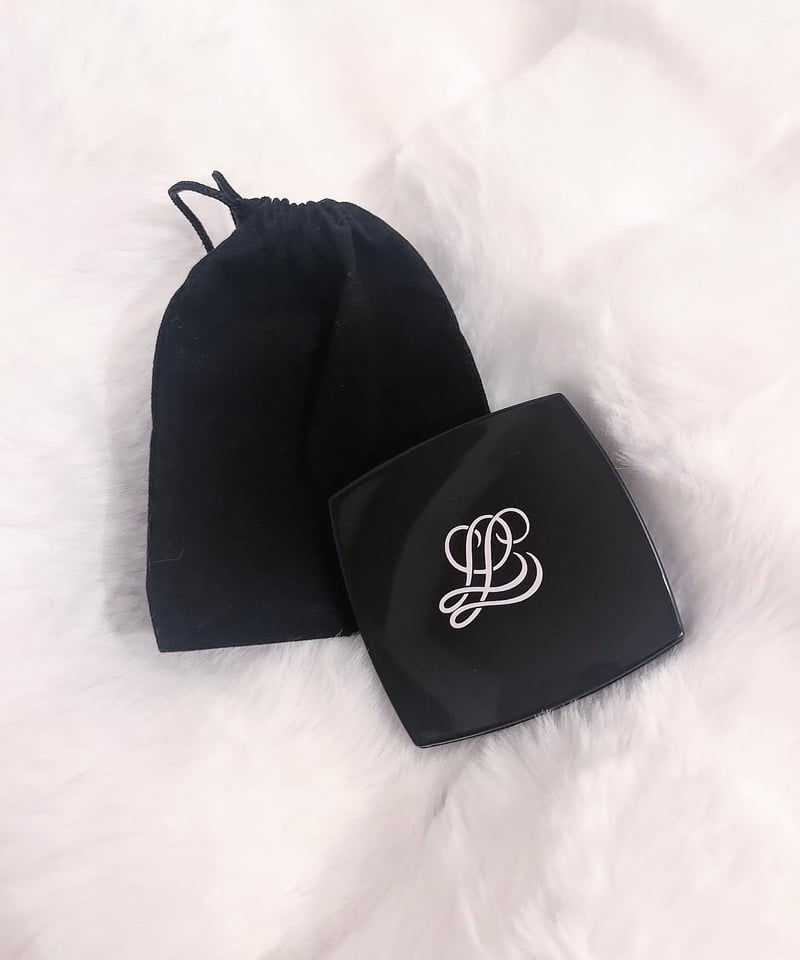 エンブレムコンパクトミラー | LARME de LAPIN（ラルムドラパン）