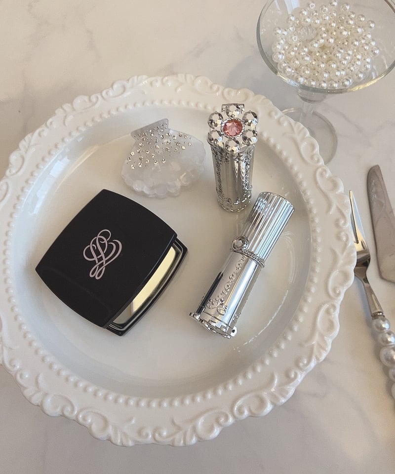 ☆satoyan☆　コンパクトミラー　1 エンブレムコンパクトミラー | LARME de LAPIN（ラルムドラパン）