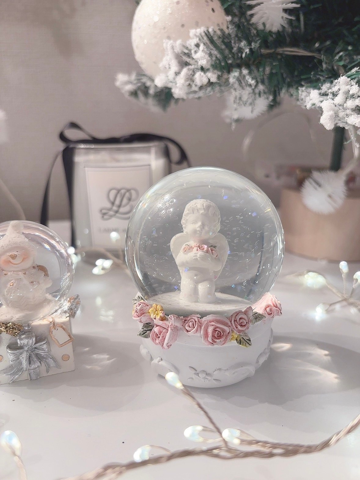 スノードーム 馬フィギュア Stunning Rose ローズエンジェルスノードーム | LARME de LAPIN（ラルムドラパン）