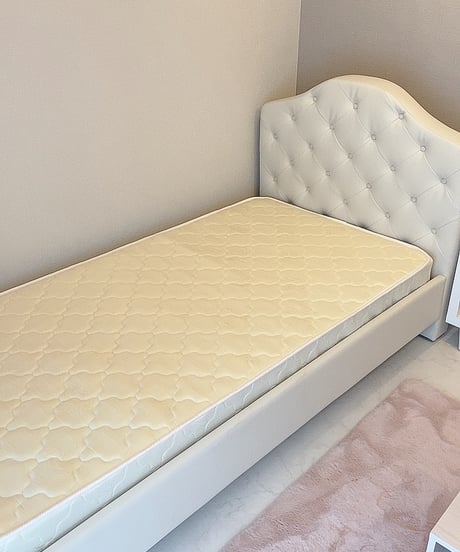 【送料無料】キルティングレザーベッド