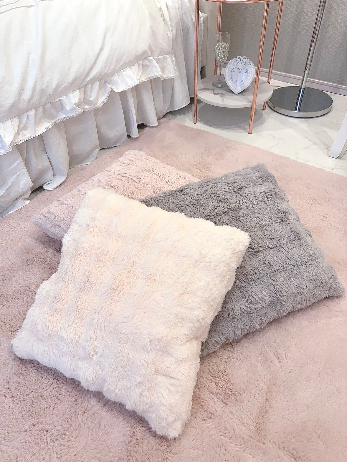 CHANEL シャネル ラビットファー クッション ラビットファークッション | LARME de LAPIN（ラルムドラパン）