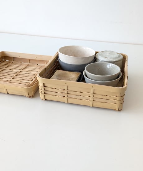 福田真理子　正方形　蓋あり　取手無し