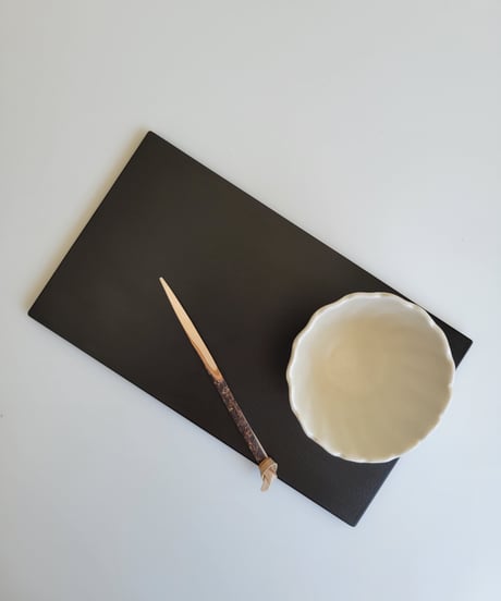 土田和茂 板皿 4×7　黒鉄(くろがね)