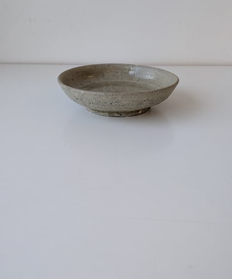 内田ゆみこ　灰釉５寸皿