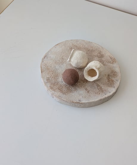 三浦麻衣　小さな作品　こつぼ　ボール