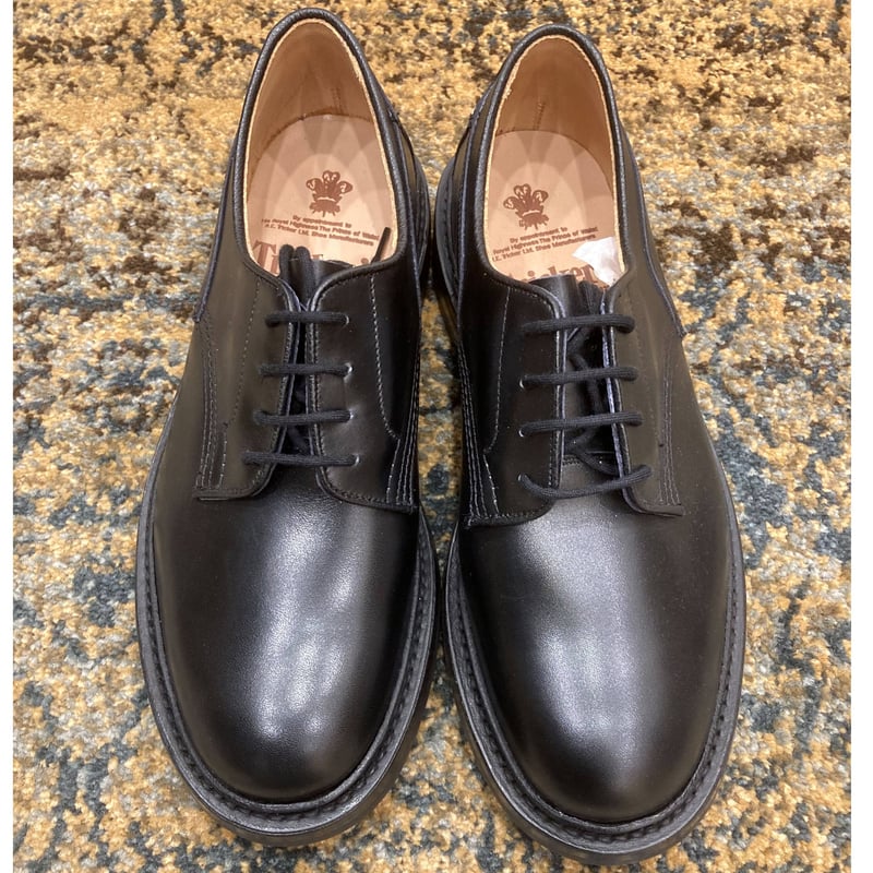 TRICKER