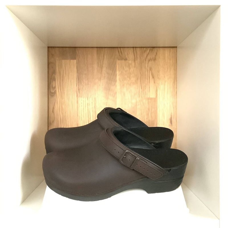 【美品】ダンスコ イングリッド アンティークブラウン 36 ダンスコ・イングリッド | アンティークブラウン - ダンスコ通販