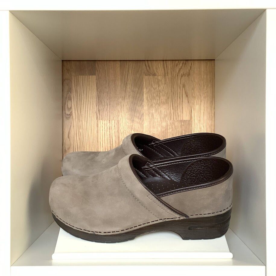 dansko ヌバックシューズ 37 黒 美品 Dansko | レディース