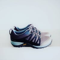 [半額 セール] ダンスコ フィリシア グレー ウォータープルーフ メッシュ 撥水加工  Vibramソール  アウトレット