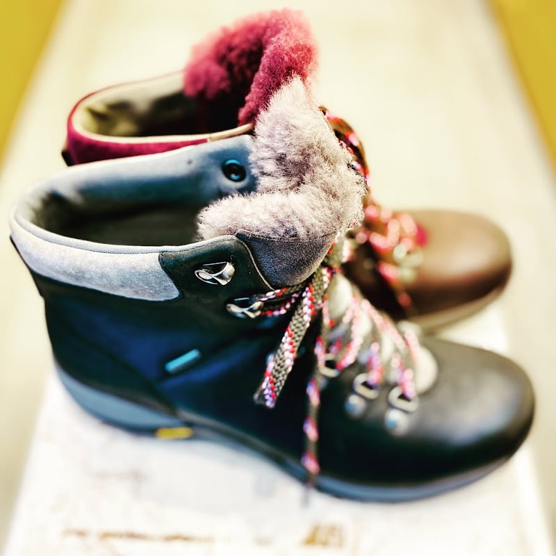dansko プロフェッショナル　カモフラ.スウェード37 dansko プロフェッショナル カモフラ.スウェード37 dansko