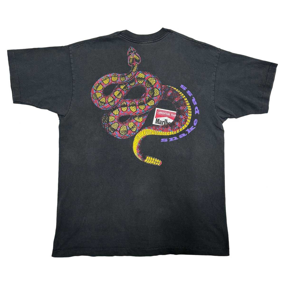 Marlboro Snake Pass マルボロ スネークパス BLACK XL Tシャツ | Marlboro Snake Pass マルボロ スネークパス BLACK XL Tシャツ |
