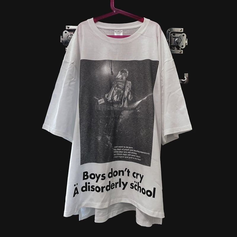 Ä DISORDERLY SCHOOL 