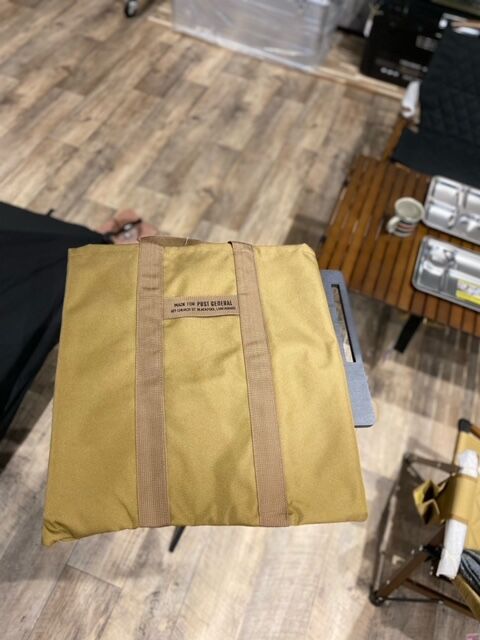 POST GENERAL トリポッドテーブル＆ハンガー ポストジェネラルから三脚&天板セットの「トリポッドテーブル