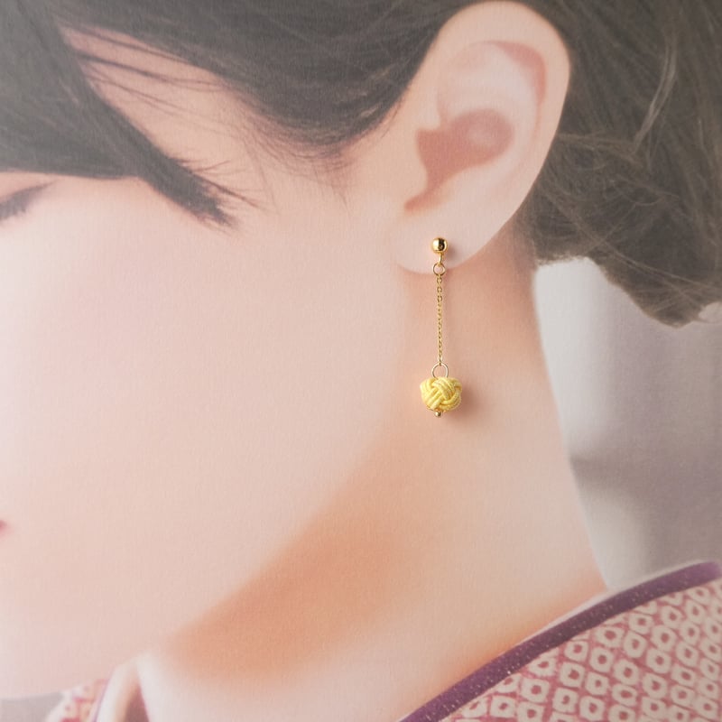 水引あわじ玉スイング ピアス/イヤリング 黄 | はわ-MIZUHIKI-