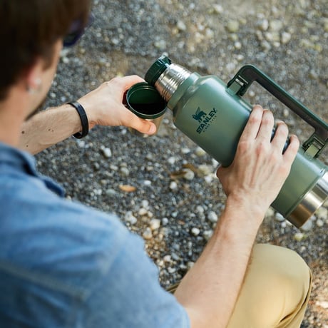 STANLEY スタンレー　クラシック真空ボトル 1.9L
