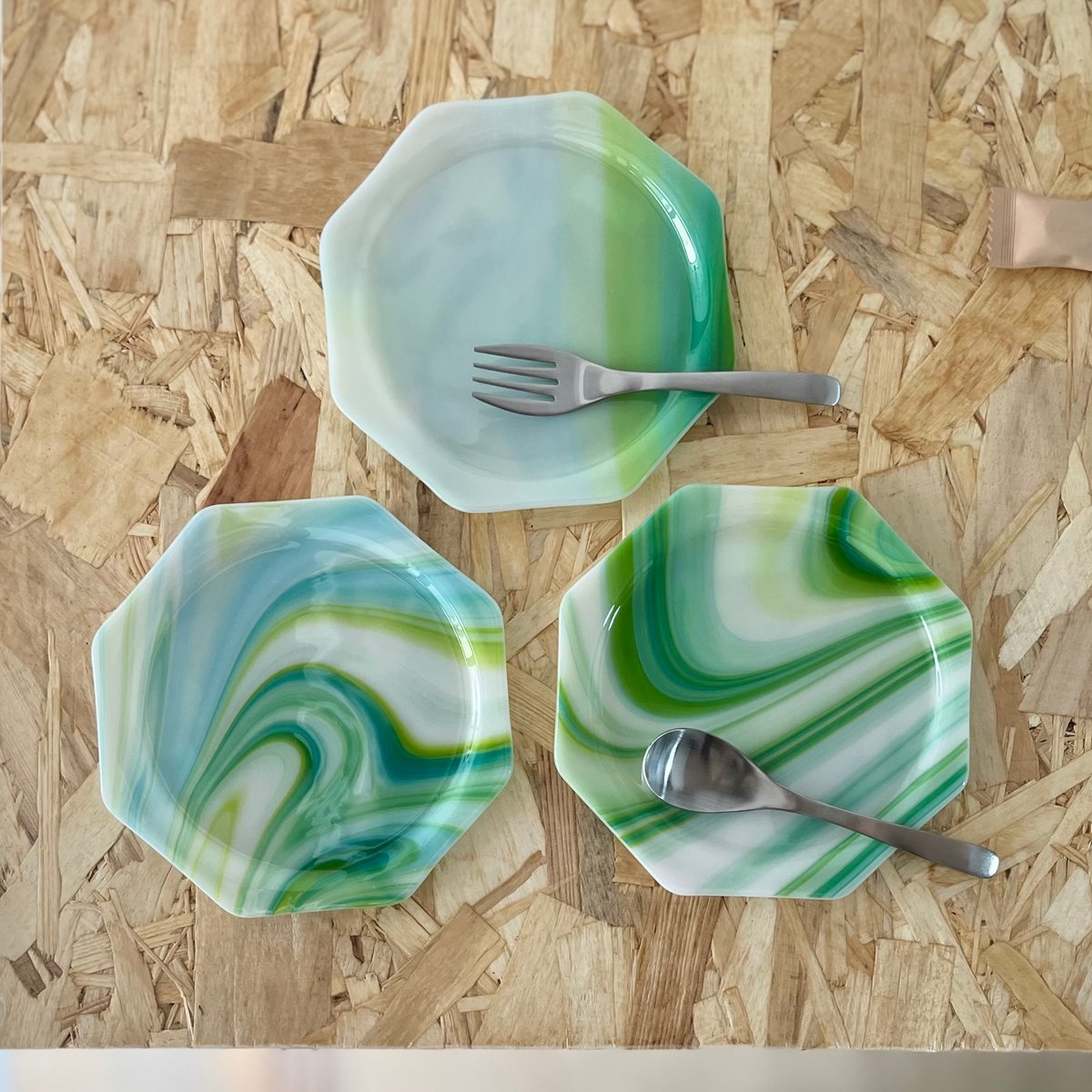 マーブル柄8角ガラス皿グリーン(大)② | 半額雑貨店