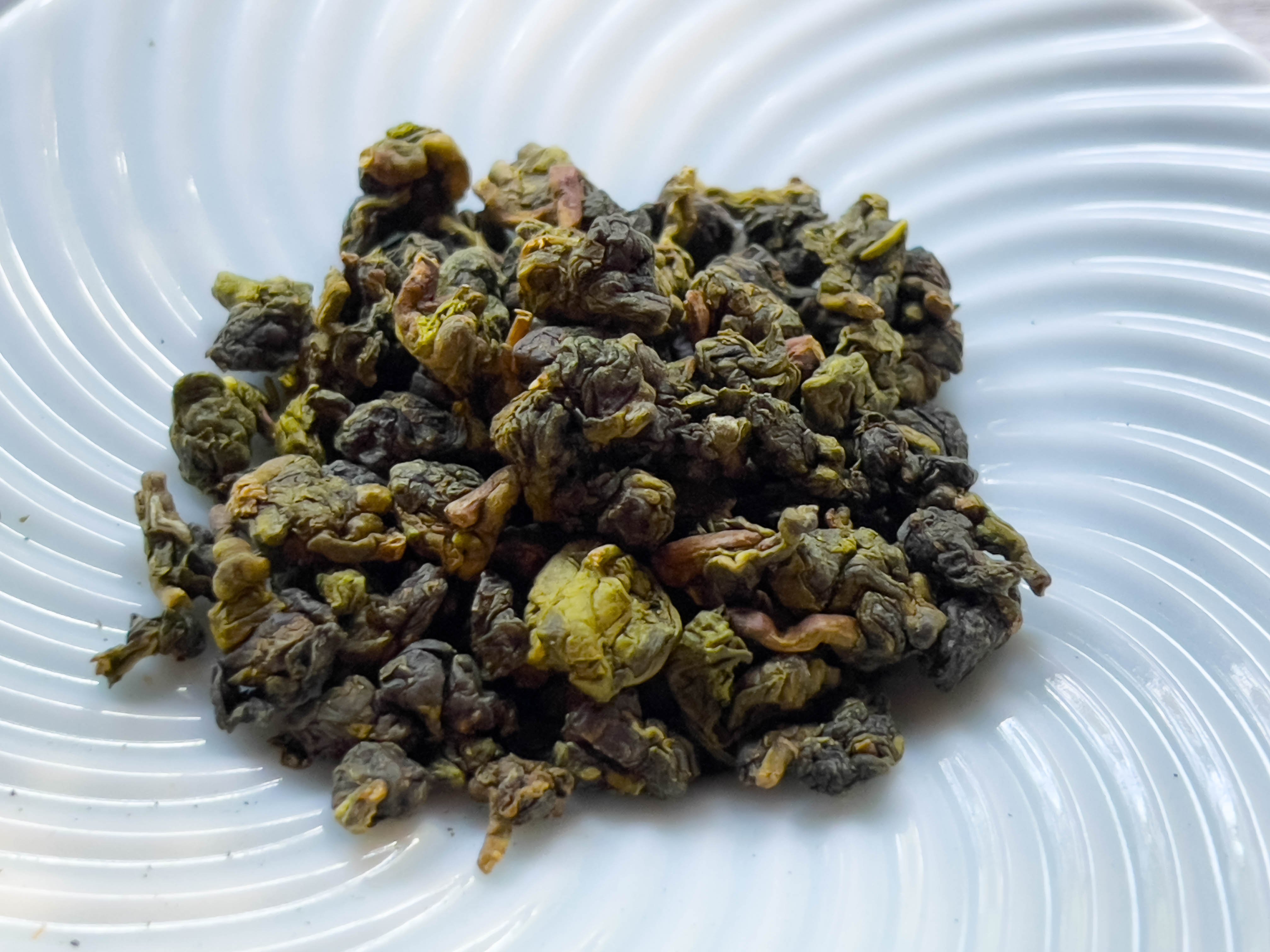 杉林渓烏龍茶：春茶 『名産地 杉林渓茶区から 清香型高山茶の代表する