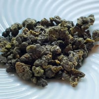 阿里山烏龍茶 『 清らかな茶葉の香りと優しく透明感ある味わい 』