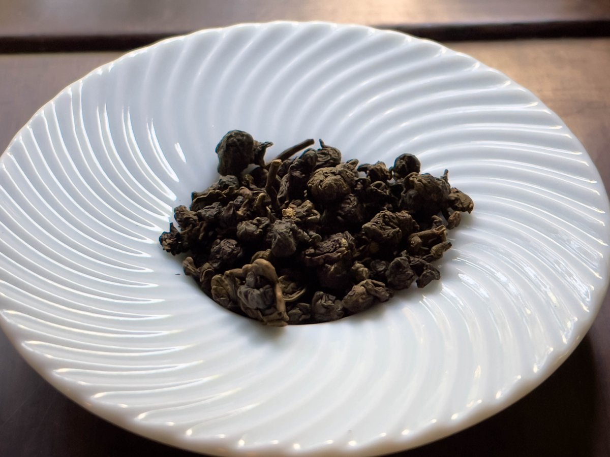 【台湾好茶】新発売 頂級 凍頂烏龍茶 五分火 中強い焙煎香 150g *4点 台湾好茶】新発売 頂級 凍頂烏龍茶 五分火 中強い焙煎香 150g