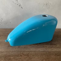 THUNDER 250専用　オリジナルペイントタンク　ブルー
