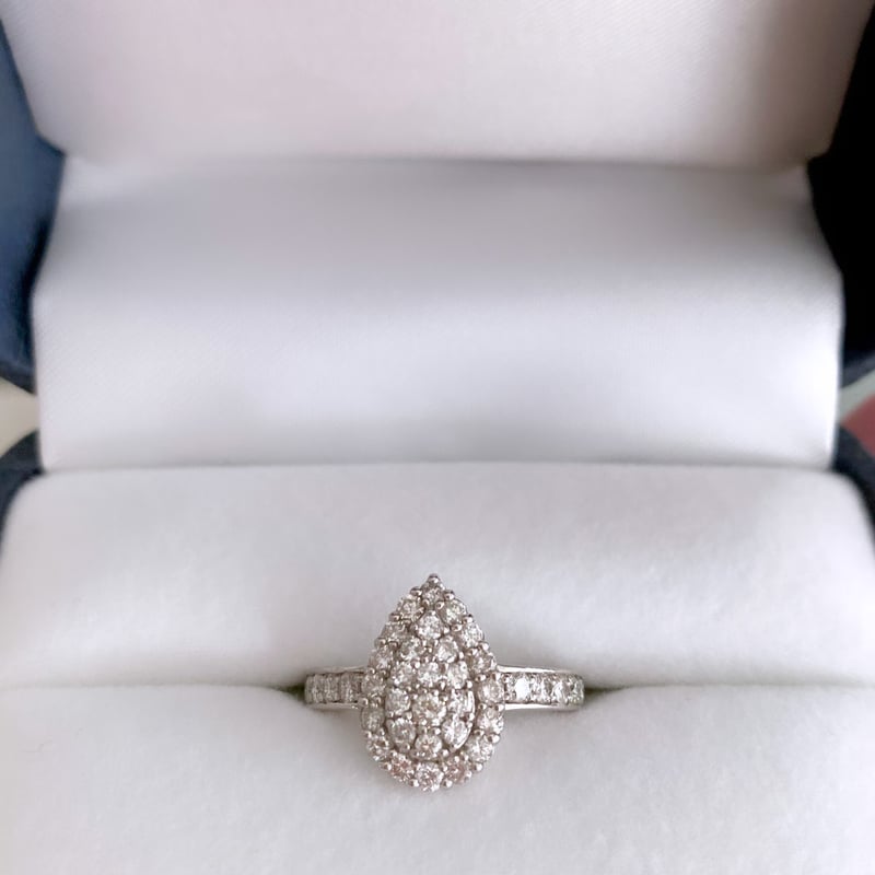 ペアシェップダイヤモンドリング ペアシェイプダイヤモンドリング | ManaOhno