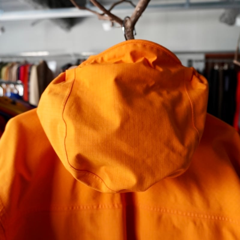 old mont-bell GORE-TEX jacket OVAL LOGO | HIGE