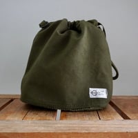 THE CORE OF THINGS × N.C reversible pouch bag solid 4