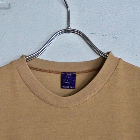 old mont-bell print Tee