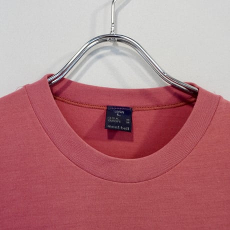 old mont-bell good print Tee