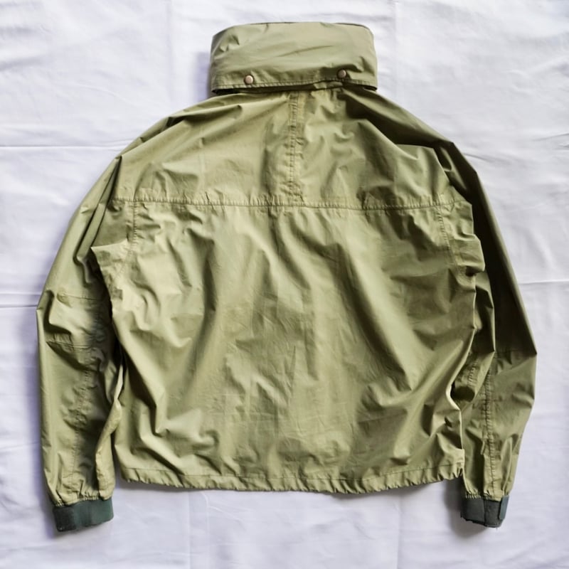 mont-bell gore-tex ジャケット ビンテージ 最安値，大人気 ヴィンテージ mont-bell GORE-TEX Lサイズ 程度良いです。