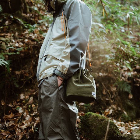 THE CORE OF THINGS × N.C reversible pouch bag solid 4