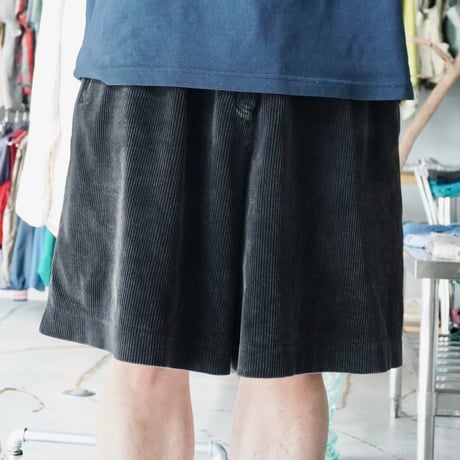 liz sport black cords shorts