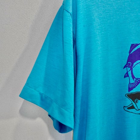 old mont-bell good print Tee