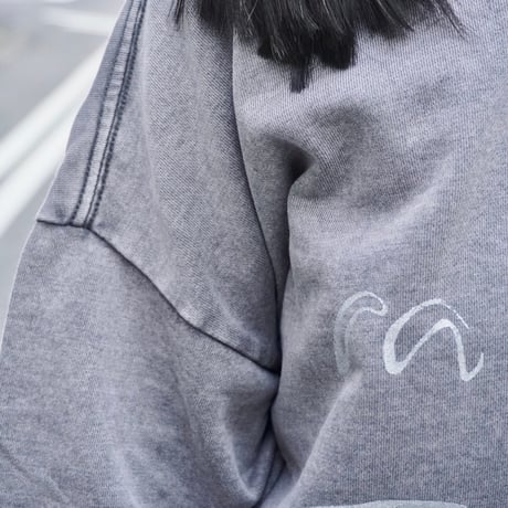 mate sweat  gray × silver