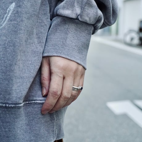 mate sweat  gray × silver