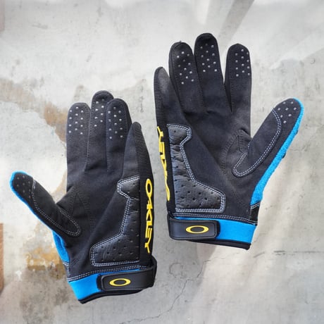 OAKLEY HAND RATCHET 00's dead stock blue