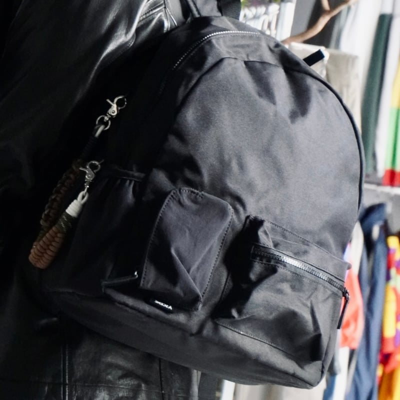 A scene ブラック　リュック Pocket day pack – A SCENE