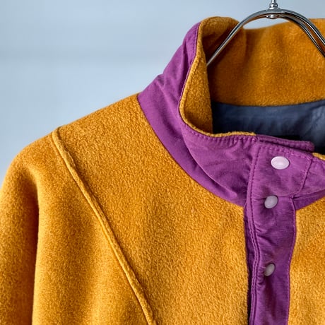 old mont-bell  fleece P/O