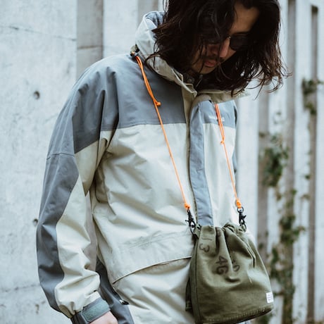 THE CORE OF THINGS × N.C reversible pouch bag solid 4