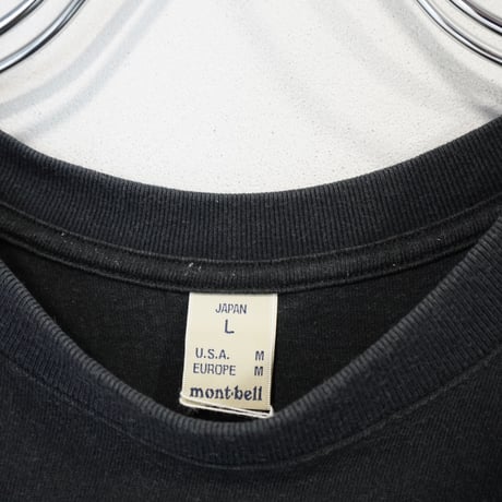 old mont-bell good print Tee