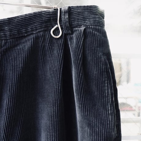 liz sport black cords shorts