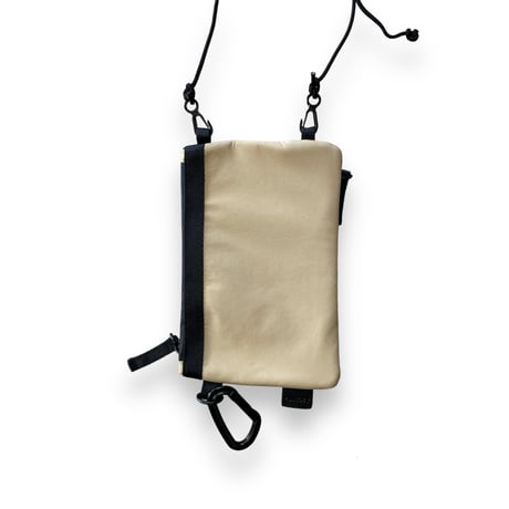 A SCENE Dock in pouch
